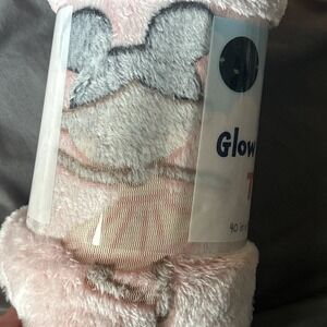 Comfort‎ Bay Throw Blanket For Kids Pink Ballerina Glow-In-The-Dark 40" X 50"